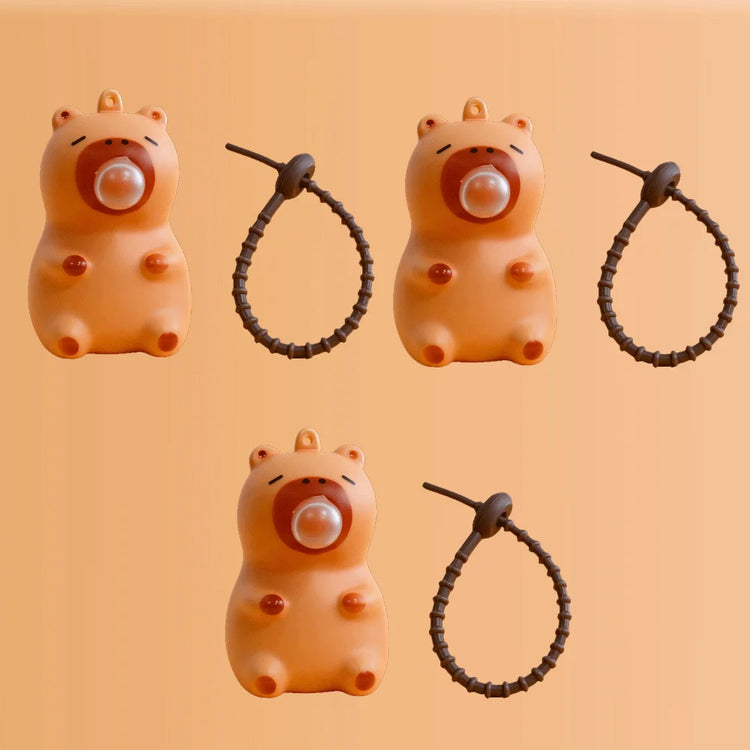 Capybara Doll Pinch Pendant Toys Squeeze Spit Bubble Decompression Toy Children's Schoolbag Doll Pendant Decoration party gift