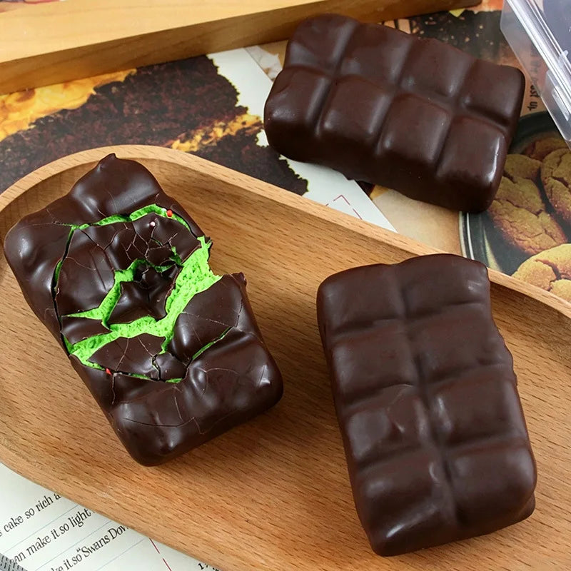 Chocolate Squishy Squeeze Toy Crispy Chocolate Wax Cracking Stress Ball Soft Realistic Food Squeeze Fidget Toy Relieve Stress