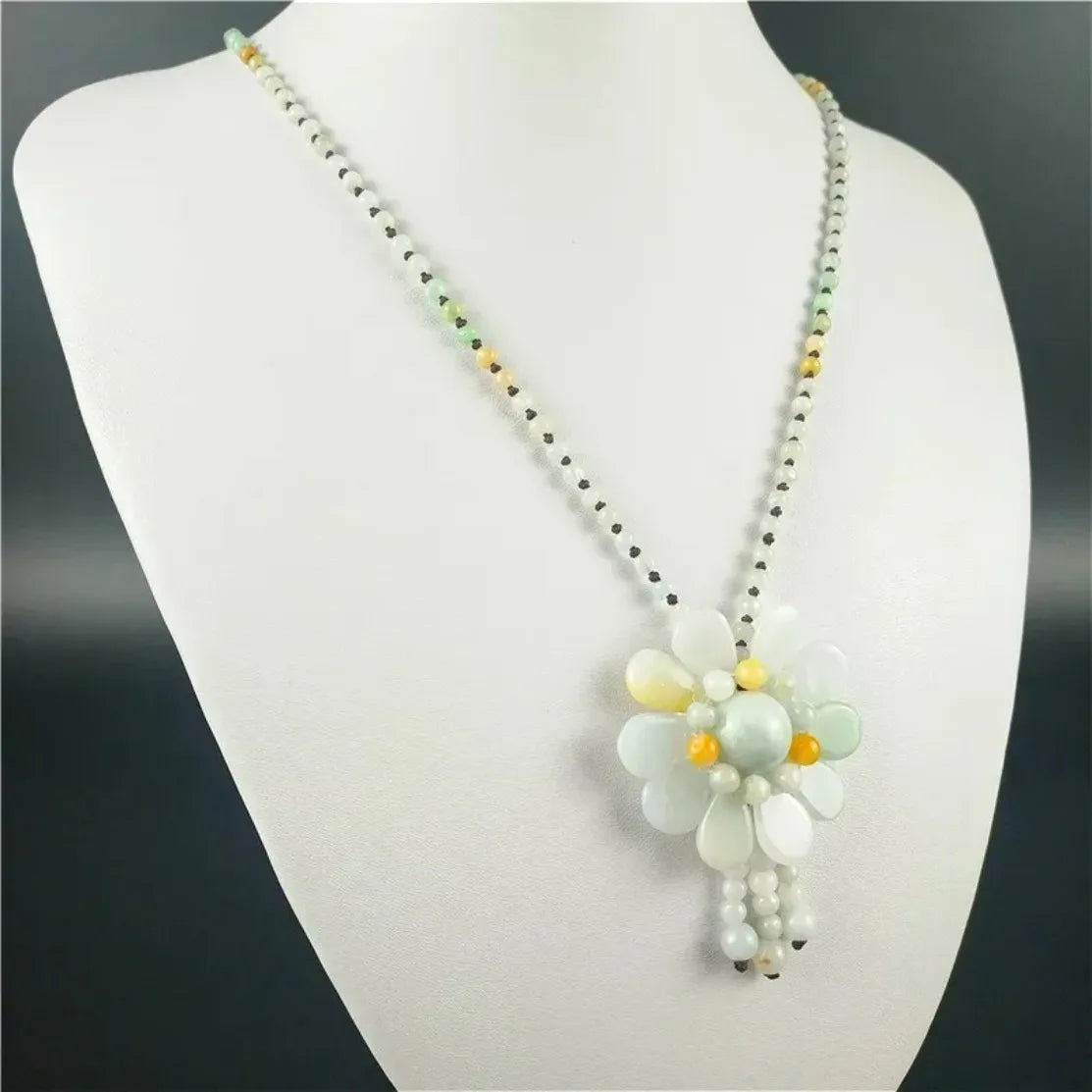 Certified Burmese Jade Sunflower Pendant Jadeite Emerald Beads Necklace Charm Jewellery Fashion Accessories Hand-Carved Amulet